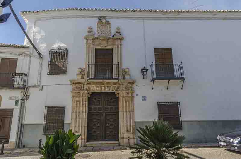 Ciudad Real - Almagro 27 - casa solariega de Los Rosales.jpg